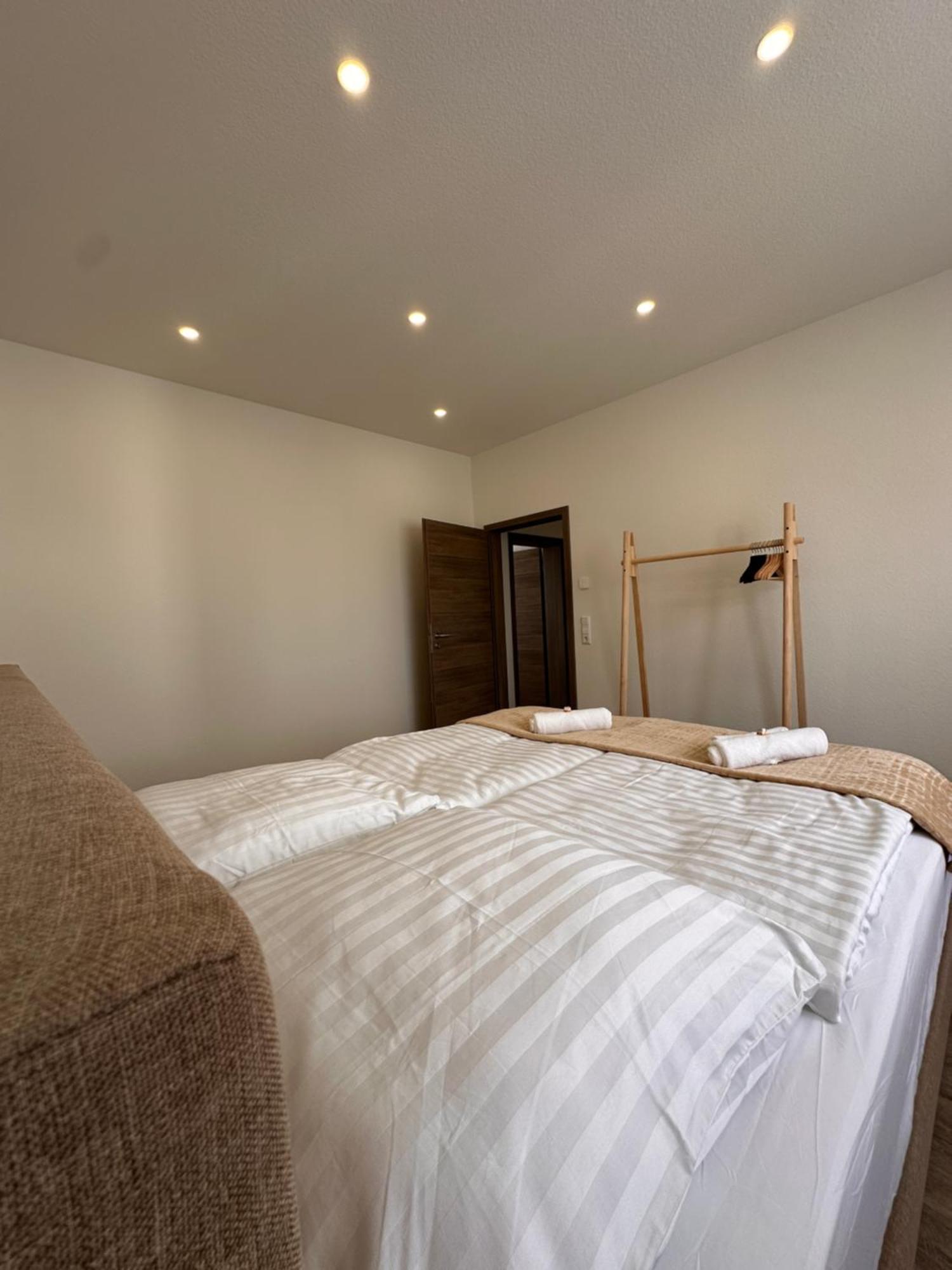 Amao-Obsidian I 120Qm I Elegantes Business- & Familienapartment I 3 Schlafzimmer I Kingsize Betten ชวาเนา ภายนอก รูปภาพ