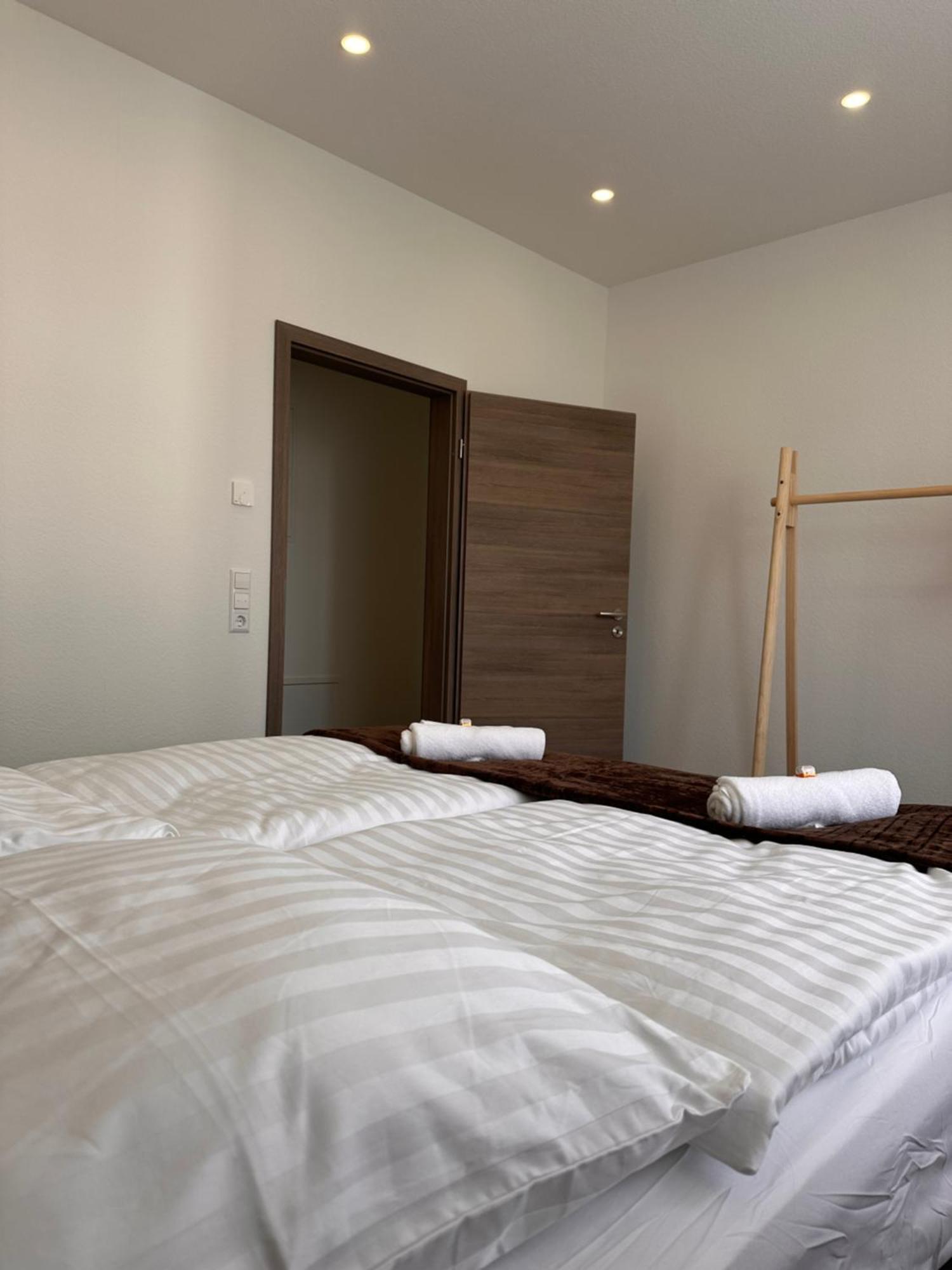 Amao-Obsidian I 120Qm I Elegantes Business- & Familienapartment I 3 Schlafzimmer I Kingsize Betten ชวาเนา ภายนอก รูปภาพ