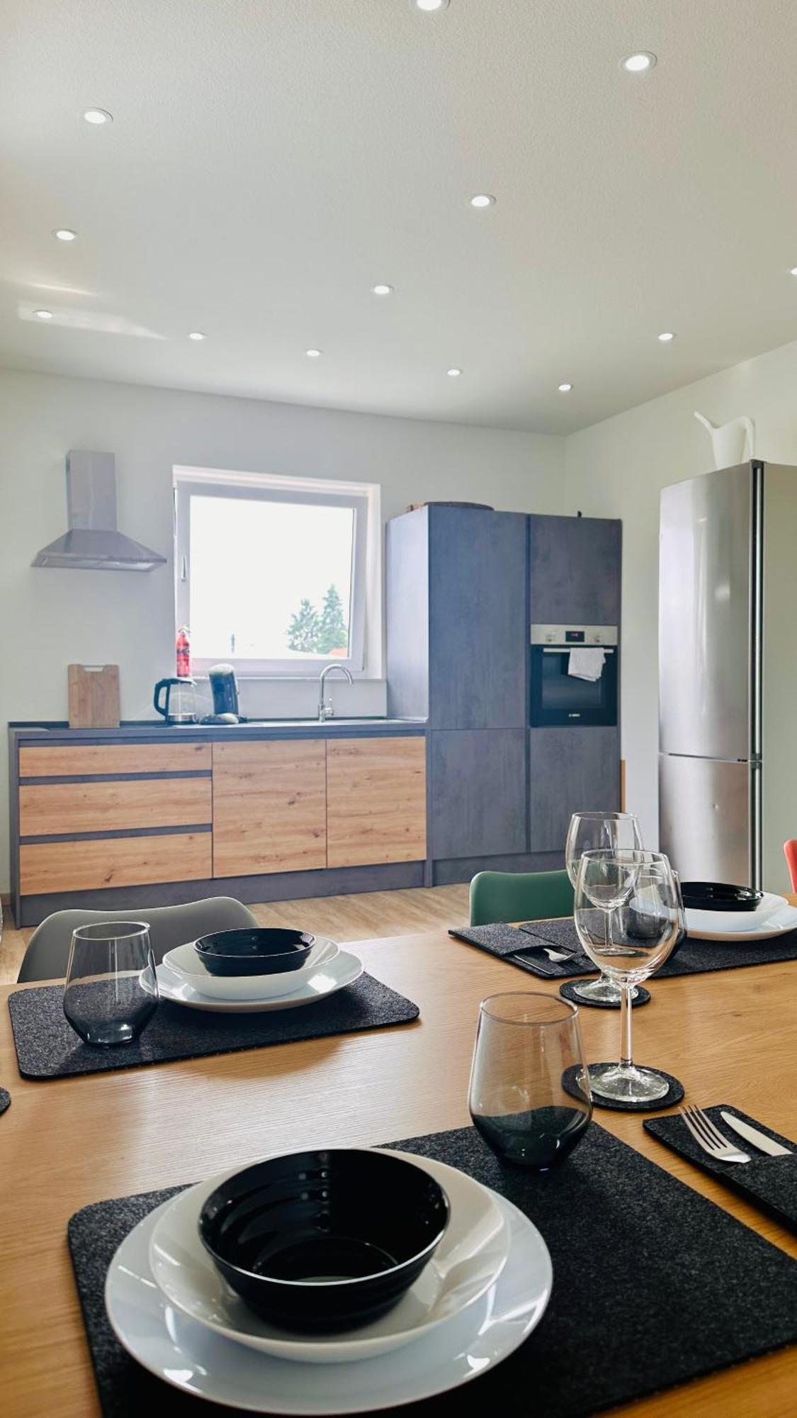 Amao-Obsidian I 120Qm I Elegantes Business- & Familienapartment I 3 Schlafzimmer I Kingsize Betten ชวาเนา ภายนอก รูปภาพ